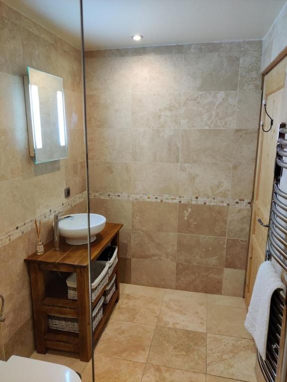 Spacious Ski Chalet In Traditional French Village, Sleeps 8, Four Star With Fibre Broadband Abondance Zewnętrze zdjęcie